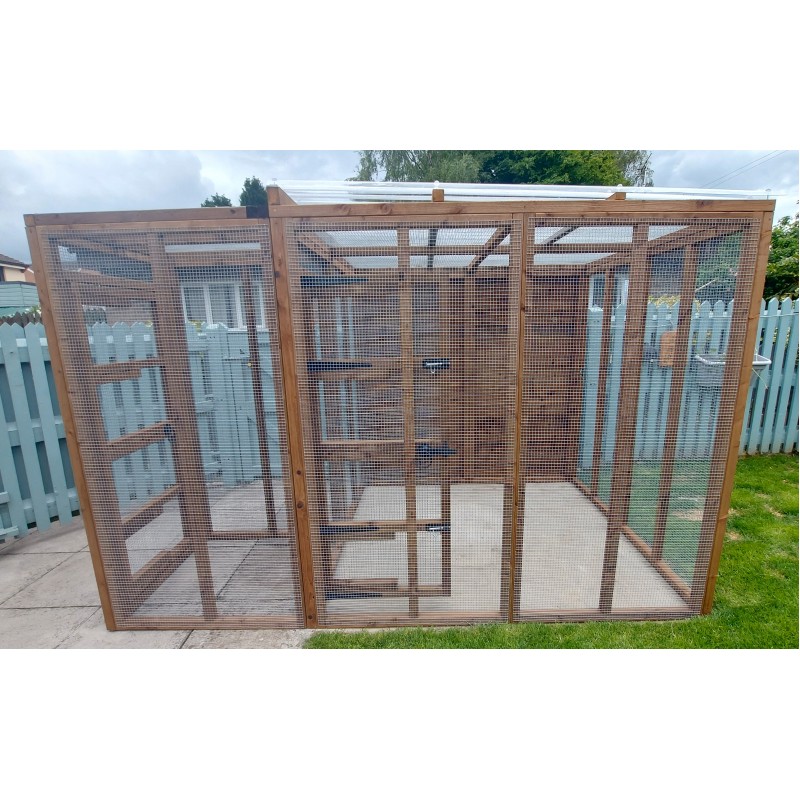 6ft x 6ft Freestanding Catio with security door 16G 1